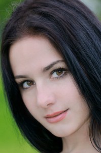Leona E