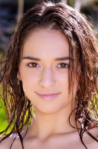 Sarah Luvv