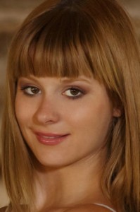 Charlise BellaLorena B