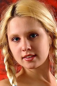 Anya E